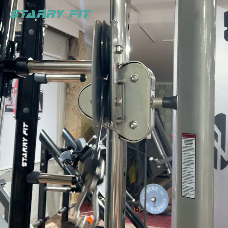 Ayarlanabilir kablo geçişi<br />LF-SYNRGY90 Ayarlanabilir kablo geçişi<br />LF-SYNRGY90